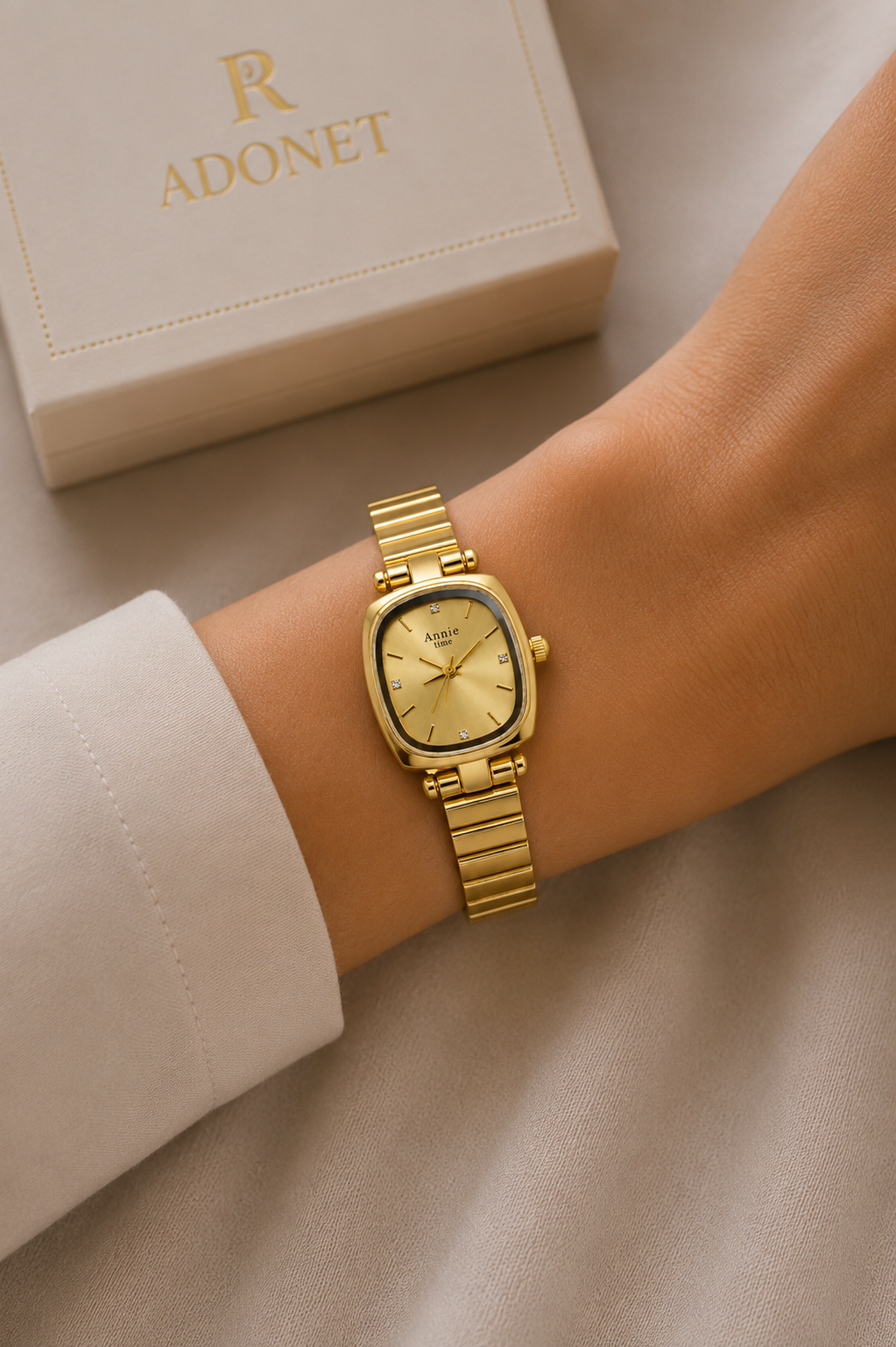 Reloj Annie Dorado