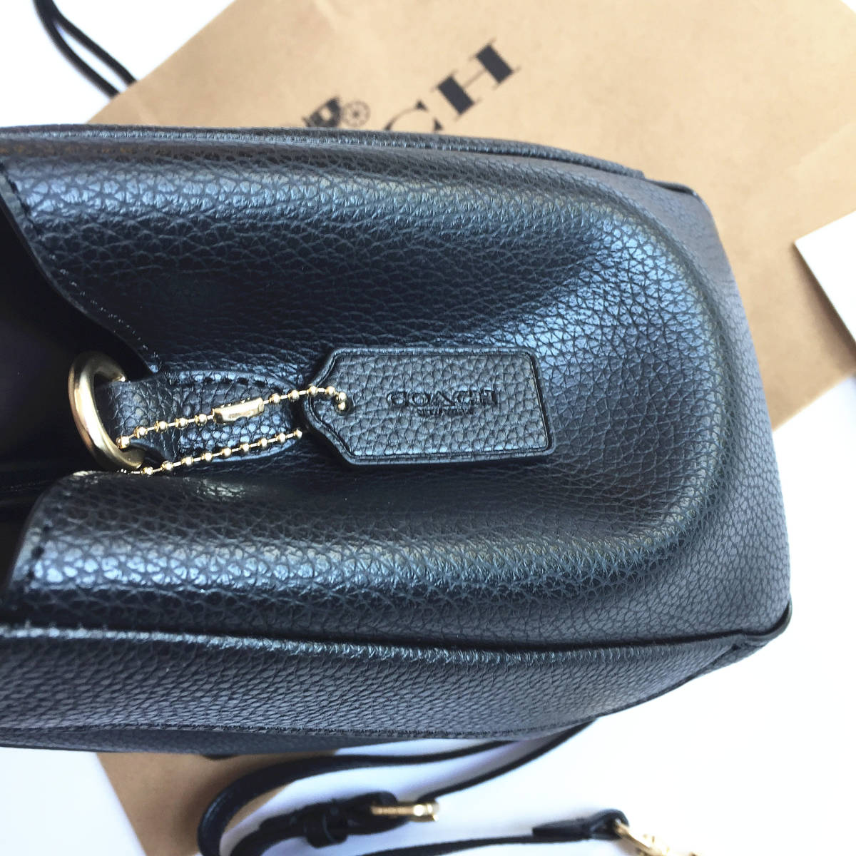 Coach Hadley Hobo 21 en Cuero Negro
