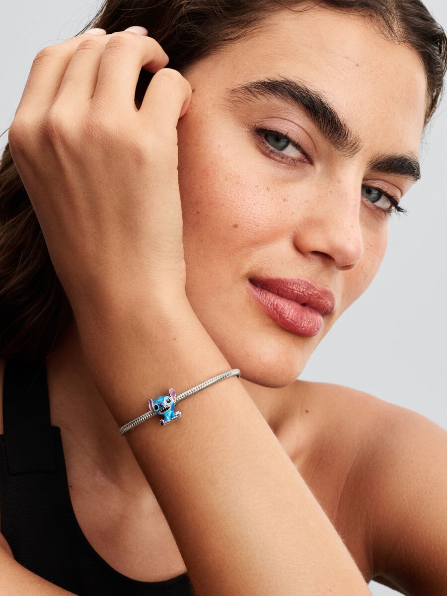 Charm Stitch Azul de Disney