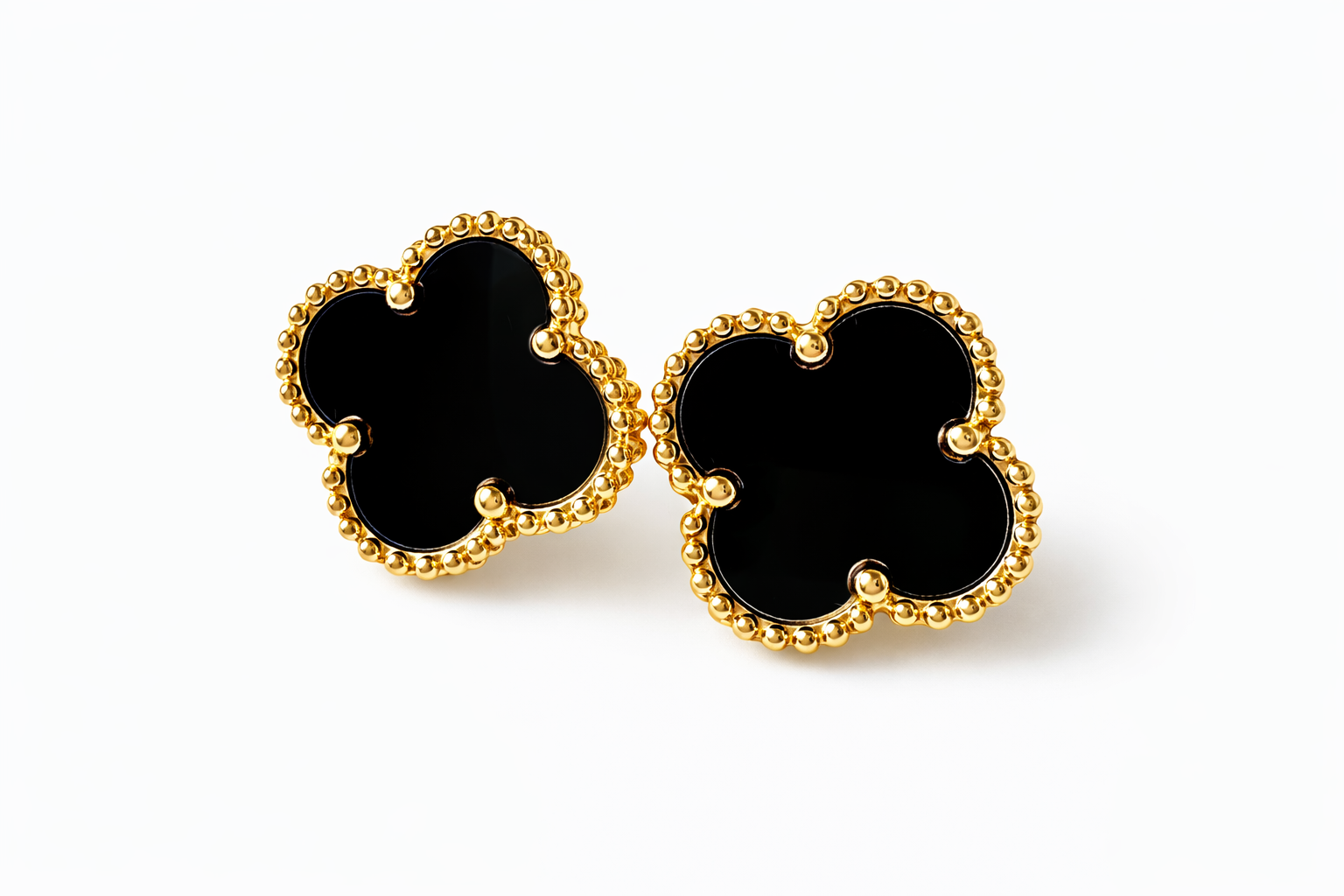 Pendientes Van Cleef Alhambra Vintage Negro