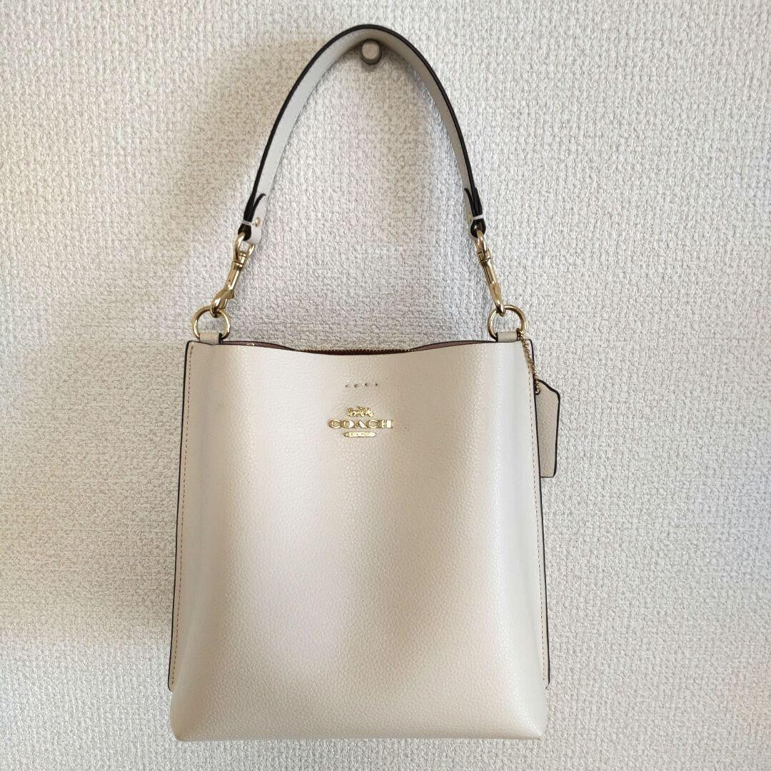 Coach Bucket Mollie Chalk Cuero Liso