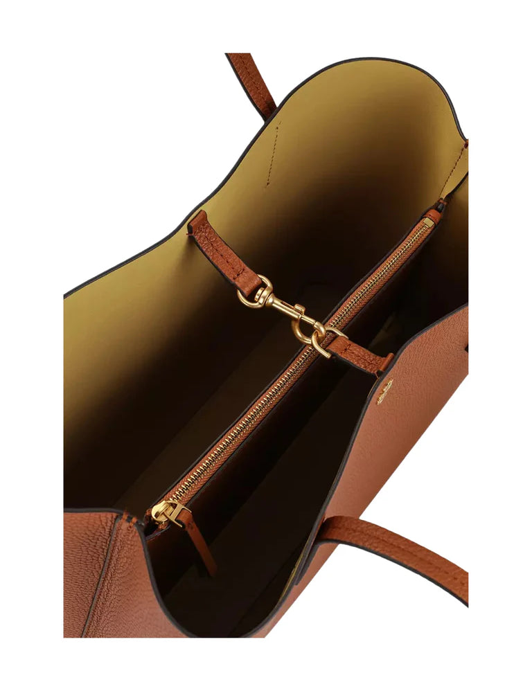 gambar-dalam-Tory-Burch-Blake-Center-Zip-Tote-Cortado_1024x1024_8303f3cc-796b-4a23-b9cd-ef304ae0bef2.webp