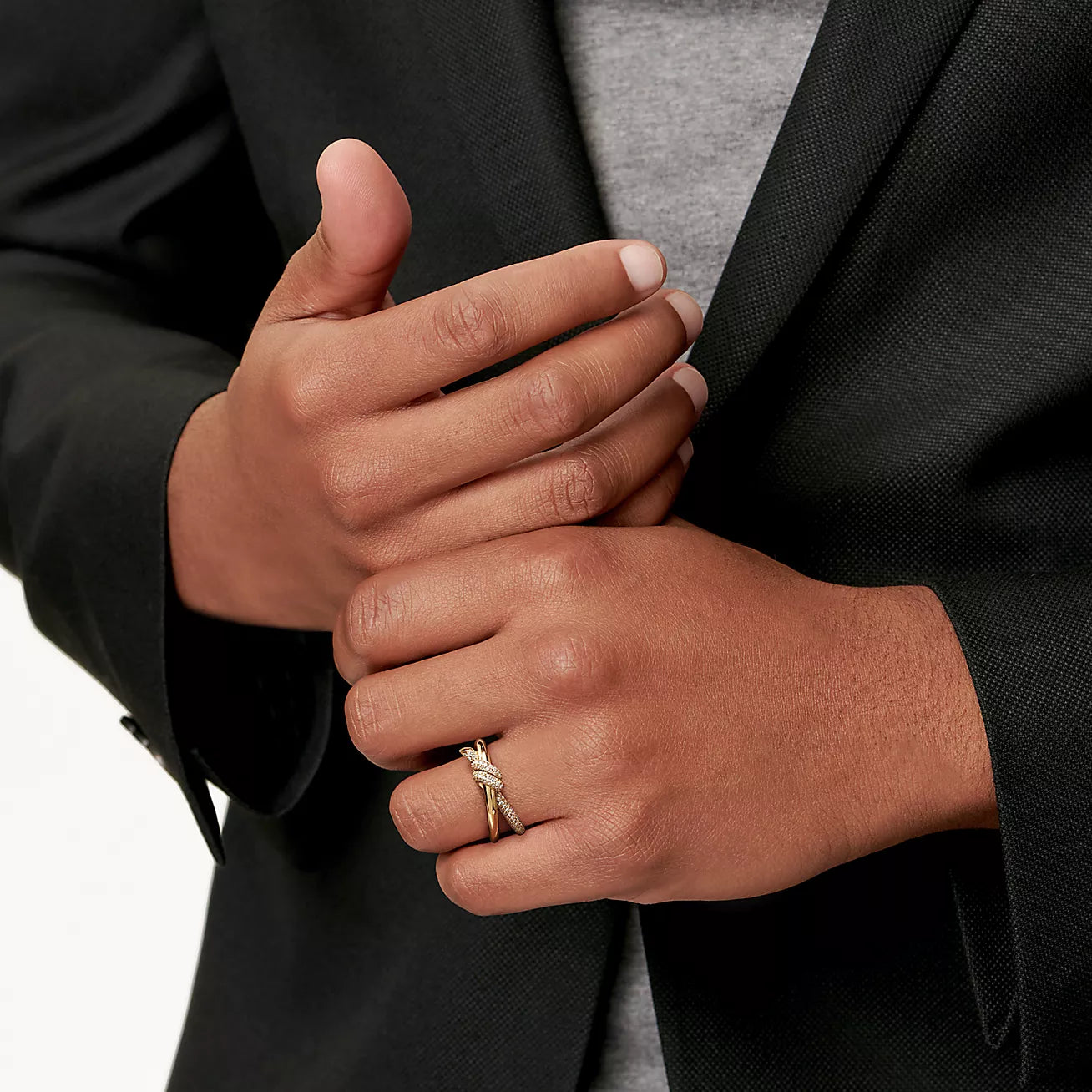 Anillo Tiffany Knot de Doble Hilera